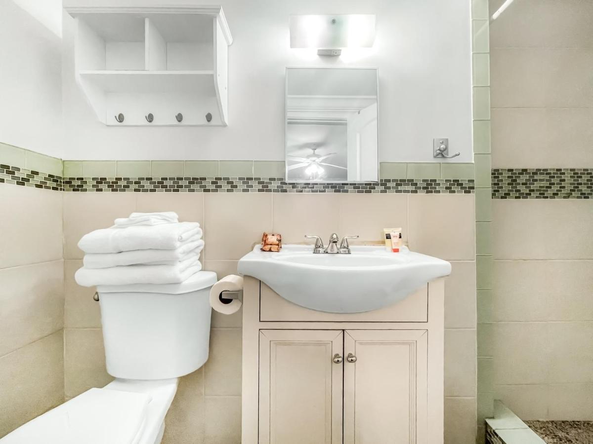 The Oasis Hotel Холивуд Екстериор снимка